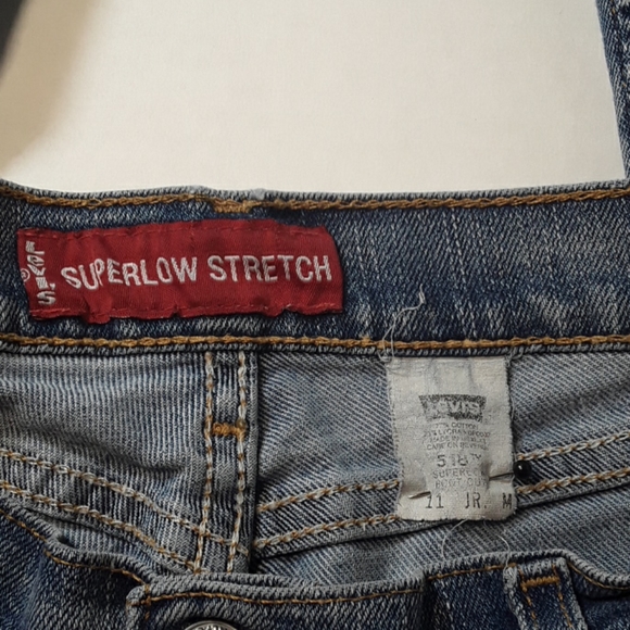 Vintage 518 Super Low Stretch Levis - Picture 3 of 8